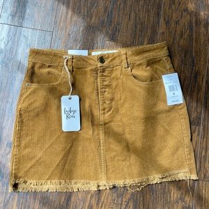 Girls corduroy skirt- NWT